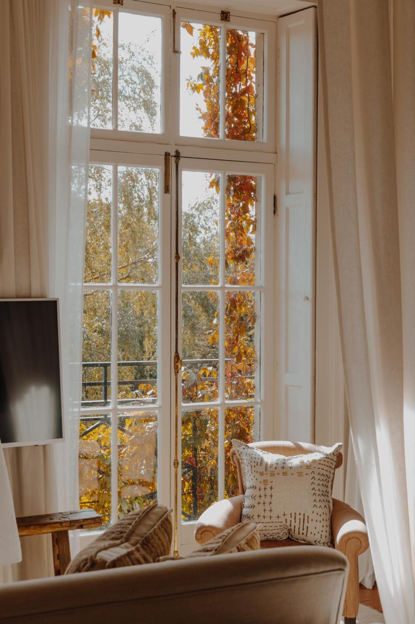No 1 By Guesthouse, 4*