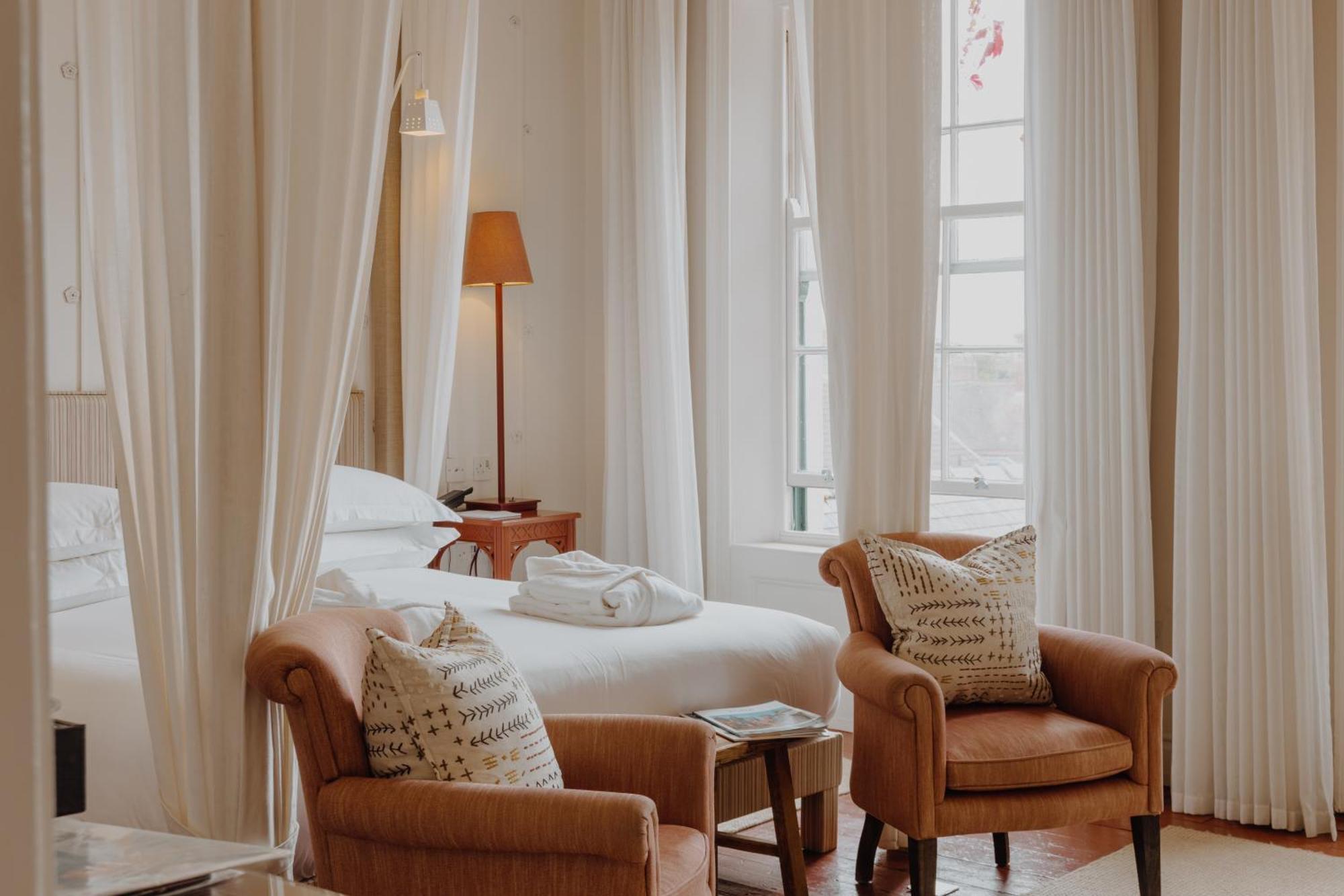 No 1 By Guesthouse, 4*